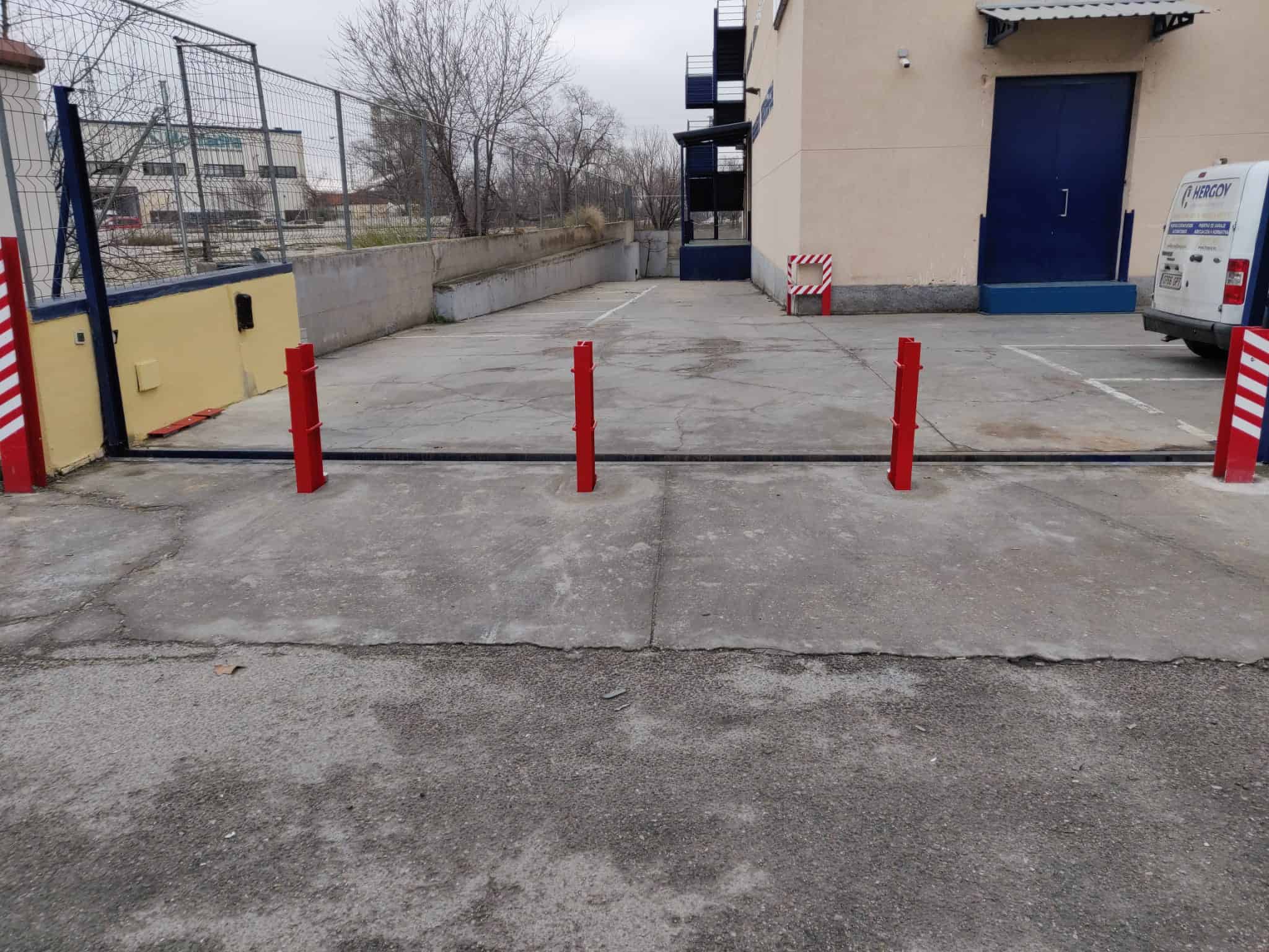 Puertas de Garaje Industriales - Hergoy Cerrajeros