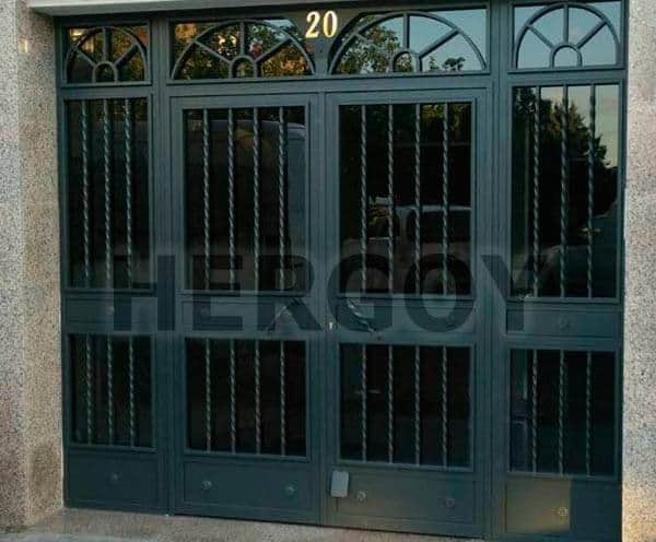 Reparación de Puertas de Portales en Madrid - Hergoy Cerrajeros