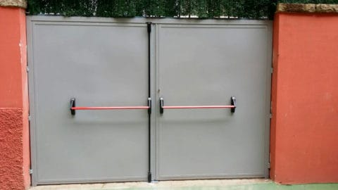 mantenimiento de puertas cortafuegos en madrid-2